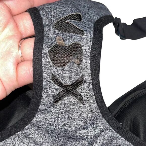 VSX Grey & Black Zip Front Sports Bra - Size 34C - Picture 5 of 8